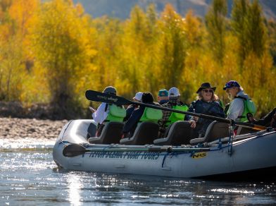 fall scenic float on the snake river