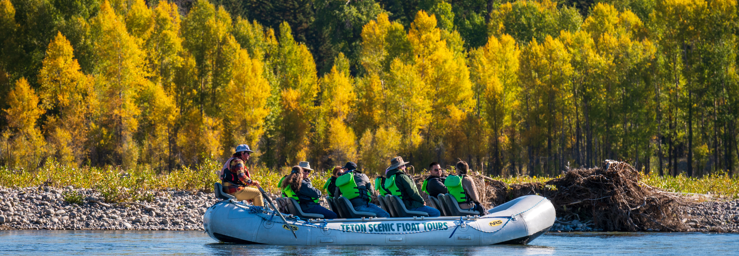 scenic float tour near jackso hole in fall